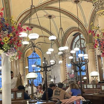 Café Central - Cafes Near Me - Vienna, 9 Café Central - Cafes Near Me - Vienna, 9