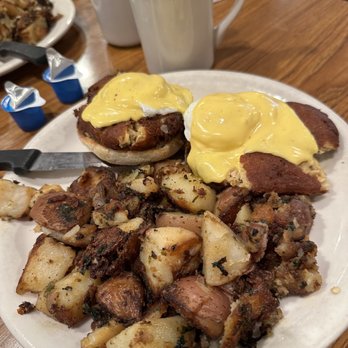 Red Apple Cafe - Breakfast & Brunch Near Me - Fresno, California Red Apple Cafe - Breakfast & Brunch Near Me - Fresno, California
