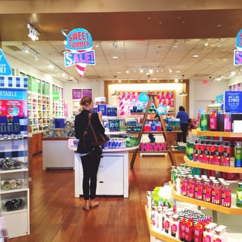 Bath & Body Works - Cosmetics & Beauty Supply Near Me - Crestview Hills, Kentucky Bath & Body Works - Cosmetics & Beauty Supply Near Me - Crestview Hills, Kentucky