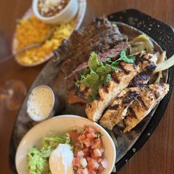 Rango’s Tex-Mex & Grill - Fajita