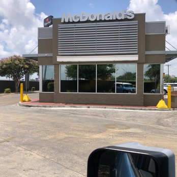 McDonald's - Outside - Burgers Near Me - San Antonio, Texas McDonald's - Outside - Burgers Near Me - San Antonio, Texas