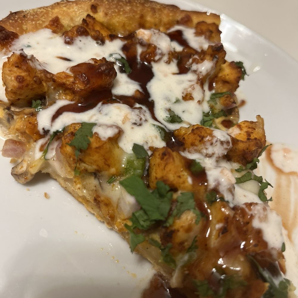 Tikka Masala Pizza w Raita and Tamarind Chutney Tikka Masala Pizza w Raita and Tamarind Chutney