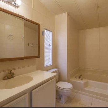 Santana's Plumbing - Before bathroom remodel. Residential - Plumbing Near Me - Oxnard, California Santana's Plumbing - Before bathroom remodel. Residential - Plumbing Near Me - Oxnard, California