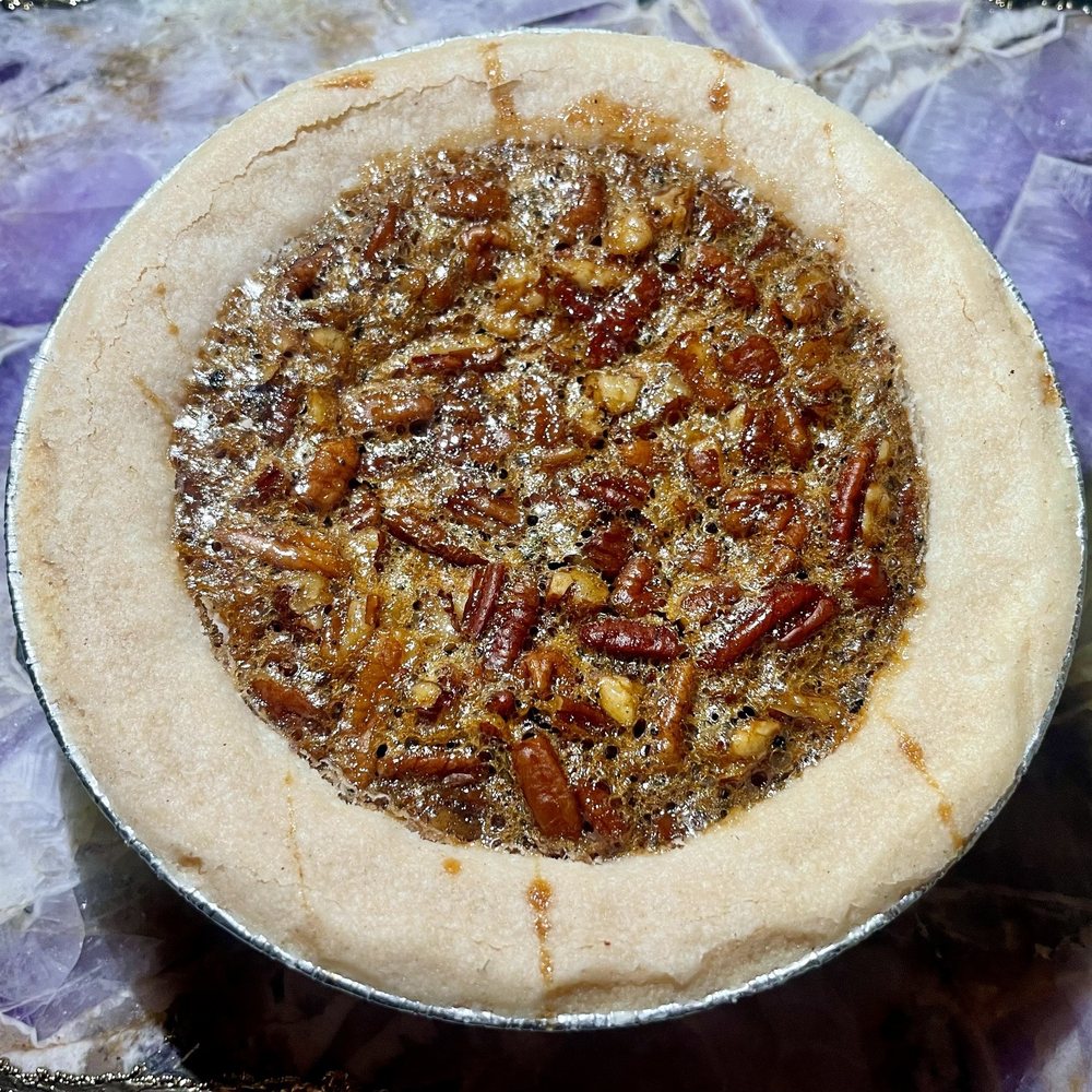 LAMON - Sinful Pecan Pie - Bakeries Near Me - Long Beach, California LAMON - Sinful Pecan Pie - Bakeries Near Me - Long Beach, California