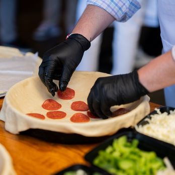 Chicago Dine-Around - Interactive Culinary Experience (Stuffed Pizza) - Venues & Event Spaces Near Me - Chicago, Illinois