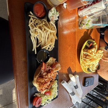 Badfins Food + Brew - Lobstah Roll - New American Near Me - Clearwater, Florida