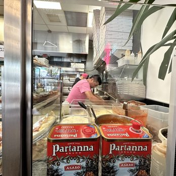 Pizzeria G - Pizza Near Me - Garden City, New York