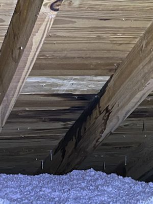 R & R Industries Logo