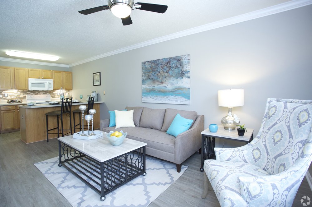 ABBY GLENN APARTMENTS Updated September 2024 180 W Dublin Dr