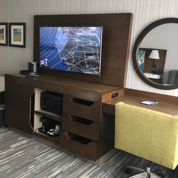 Hampton Inn Encinitas Cardiff Beach Area - Hotels Near Me - Cardiff, California