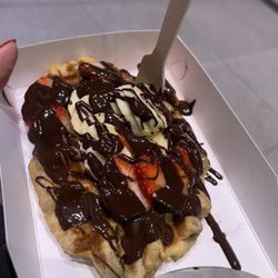 Waffle & Friends