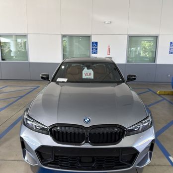 Beverly Hills BMW - Car Dealers Near Me - Los Angeles, California