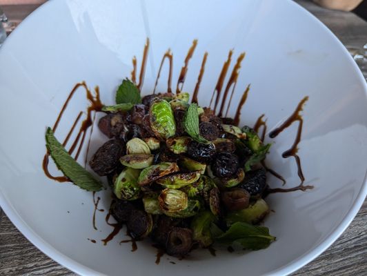 Vinya: vino + vinyasa by null