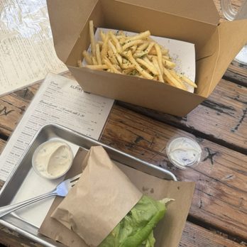 Alpine Inn - Burgers Near Me - Portola Valley, California