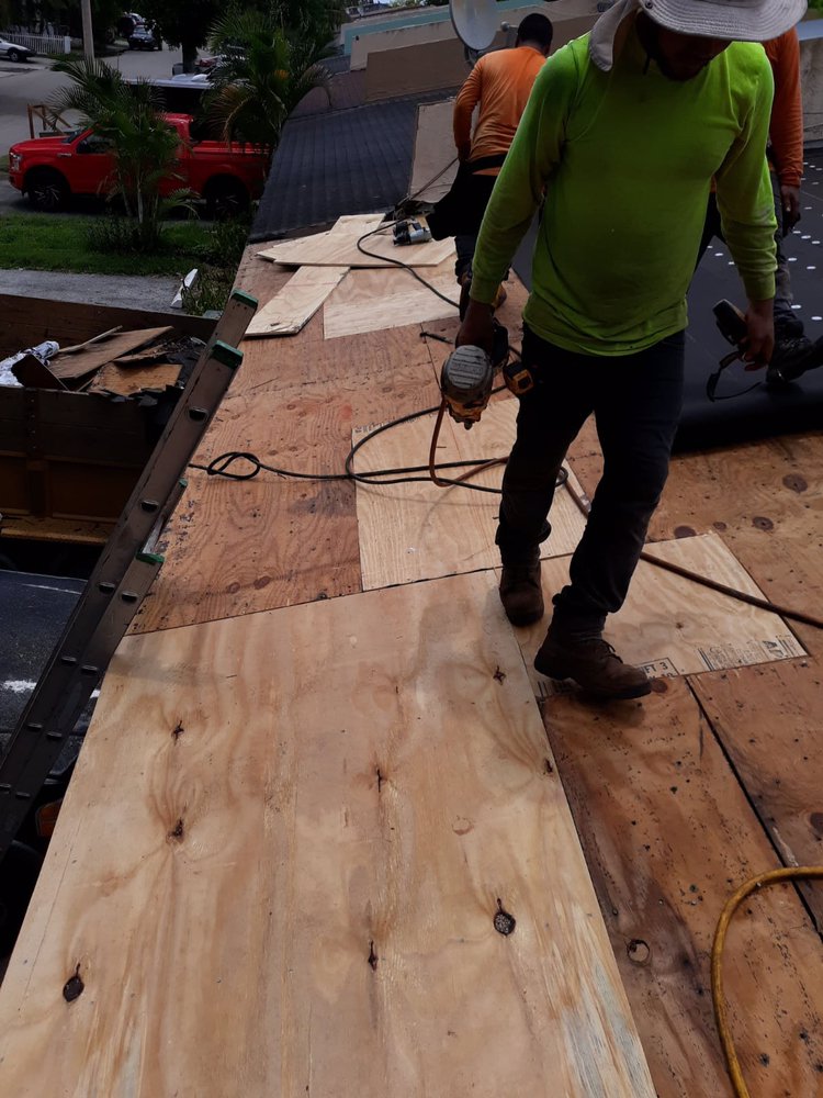 Slide of Alex Roofing