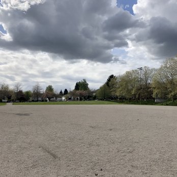Beaconsfield Park - Sports field - Parks Near Me - Vancouver, British Columbia Beaconsfield Park - Sports field - Parks Near Me - Vancouver, British Columbia