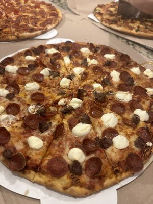 Hometeam Pizza by null