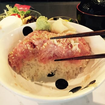 花串日本料理 - Generous portion of toro - Japanese Near Me - Hong Kong, HK