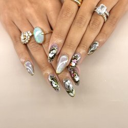 Green Nail Bar - GelX with Custom Art
