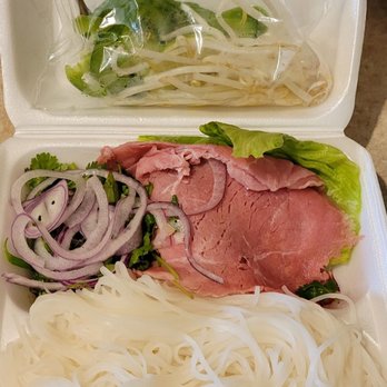 Got Phở? - Phở tái aka rare steak toppings take out - Chinese Near Me - Reno, Nevada Got Phở? - Phở tái aka rare steak toppings take out - Chinese Near Me - Reno, Nevada
