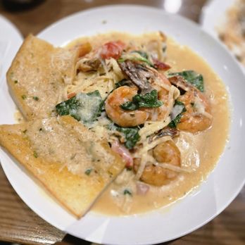 Bennett's Westside Grill - Prawn linguine - American Near Me - Rocklin, California