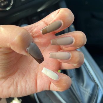 Studio Nail Bar - Nail Salons Near Me - Burbank, California Studio Nail Bar - Nail Salons Near Me - Burbank, California