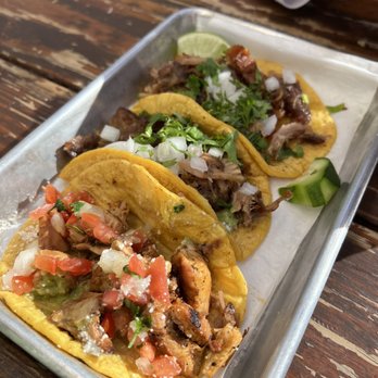 Taco Chelo - Chicken Taco (GF) and Carnitas Taco (GF, DF) - Tacos Near Me - Phoenix, Arizona