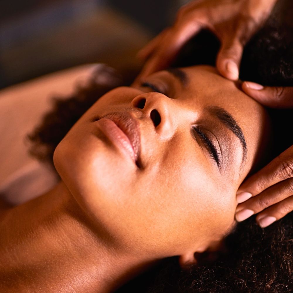 DreaTchal Lymphatic & HydraFacial Studio  Logo