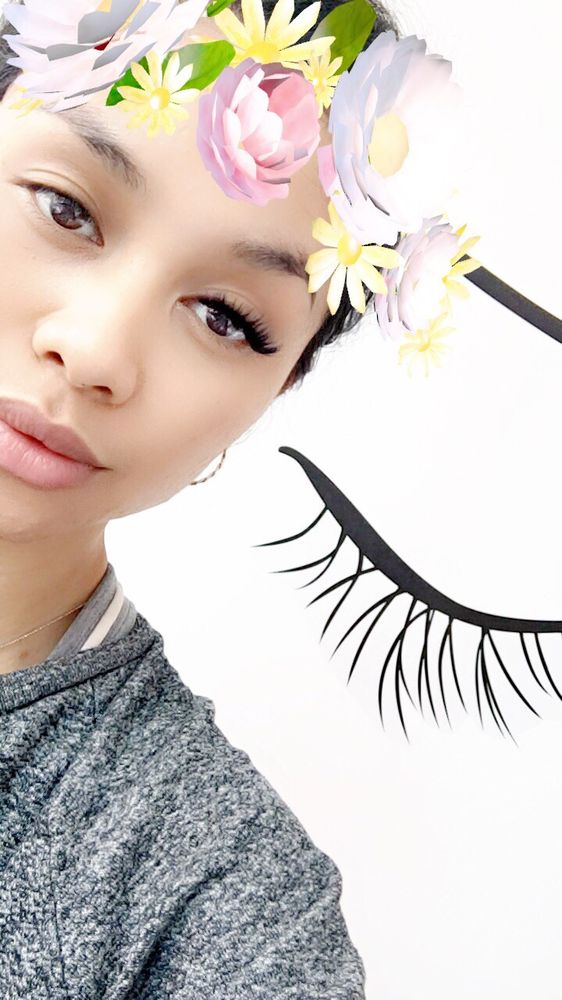 Lashes & Labels Logo