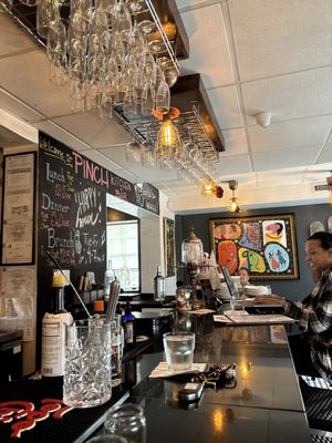 Pinch Kitchen+Bar by null