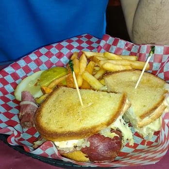 Beacon Falls Cafe - Reuben sandwich - New American Near Me - Beacon, New York Beacon Falls Cafe - Reuben sandwich - New American Near Me - Beacon, New York