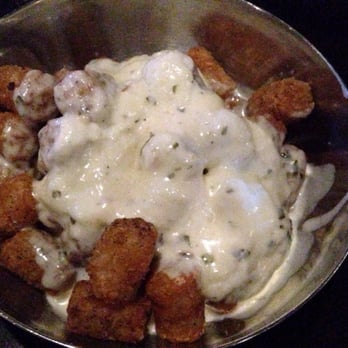 Sienna Mercato - Poutine with tater tots & creamy parmesan sauce - unreal - Italian Near Me - Pittsburgh, Pennsylvania Sienna Mercato - Poutine with tater tots & creamy parmesan sauce - unreal - Italian Near Me - Pittsburgh, Pennsylvania