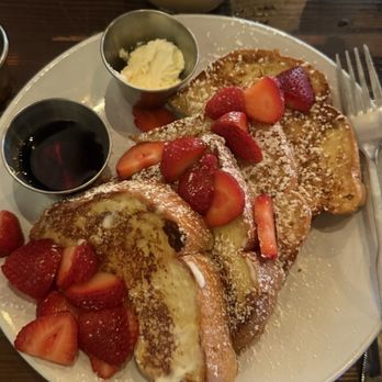 Craft Grill Breakfast Club - French toast full order - Breakfast & Brunch Near Me - Tomball, Texas Craft Grill Breakfast Club - French toast full order - Breakfast & Brunch Near Me - Tomball, Texas