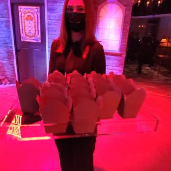 Raleigh Studios - Food is served at the Netflix reception! - Recording & Rehearsal Studios Near Me - Hollywood, California Raleigh Studios - Food is served at the Netflix reception! - Recording & Rehearsal Studios Near Me - Hollywood, California