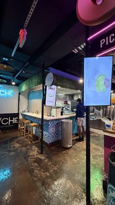 CVCHÉ by null