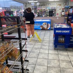 Benton Bill Chevron Food Mart