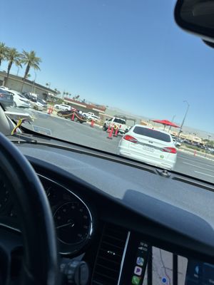 In-N-Out Burger by null