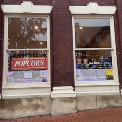Jus Pop’n - Side view from William St