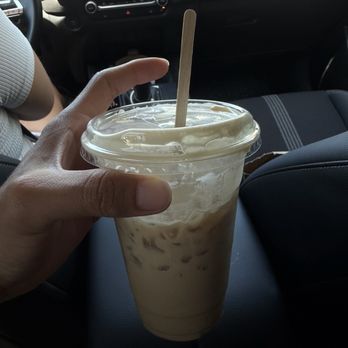 The Merchant - Vanilla honey oat latte with vanilla cold foam - Coffee & Tea Near Me - Long Beach, California The Merchant - Vanilla honey oat latte with vanilla cold foam - Coffee & Tea Near Me - Long Beach, California