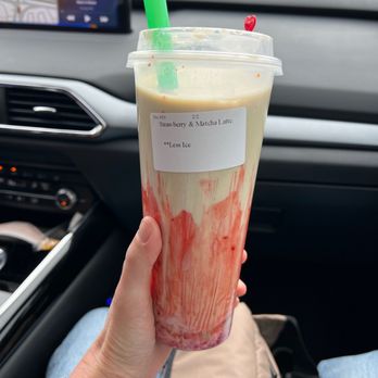 Y Bubble - Strawberry matcha latte - Bubble Tea Near Me - San Antonio, Texas Y Bubble - Strawberry matcha latte - Bubble Tea Near Me - San Antonio, Texas
