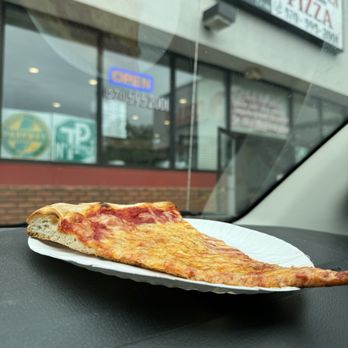 Joe’s Brick Oven Pizza - Plain slice - Pizza Near Me - Cresco, Pennsylvania Joe’s Brick Oven Pizza - Plain slice - Pizza Near Me - Cresco, Pennsylvania