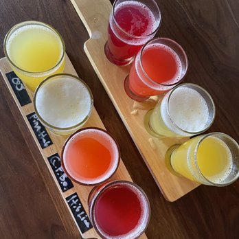Eureka! - Mimosa flights - American Near Me - Roseville, California