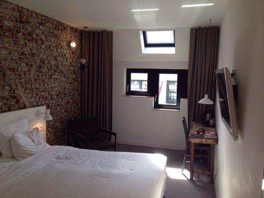 9HOTEL CENTRAL by null