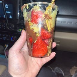 Overpriced strawberries "Dubai chocolate"
