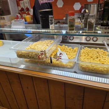 Pasta & Pasta - Pasta Shops Near Me - Venezia, VE