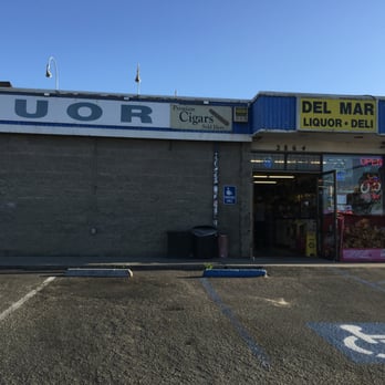 Del Mar Market - the front of the store - Grocery Near Me - Morro Bay, California Del Mar Market - the front of the store - Grocery Near Me - Morro Bay, California