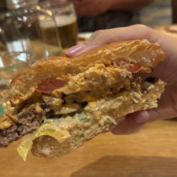 Sierra Nevada Taproom - Pale ale burger (one of the top five burgers I have ever had) - Breweries Near Me - Mills River, North Carolina Sierra Nevada Taproom - Pale ale burger (one of the top five burgers I have ever had) - Breweries Near Me - Mills River, North Carolina