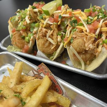 The Gripper Kitchen - Fried shrimp tacos - Fast Food Near Me - Pearland, Texas