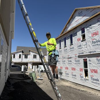 Diamond 5 Contracting - Cleaning exterior windows at a new town home building - Home Cleaning Near Me - Ogden, Utah Diamond 5 Contracting - Cleaning exterior windows at a new town home building - Home Cleaning Near Me - Ogden, Utah