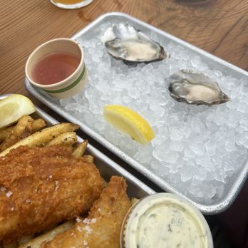 Hook Fish - Fish and chips and oysters - Seafood Near Me - San Francisco, California Hook Fish - Fish and chips and oysters - Seafood Near Me - San Francisco, California